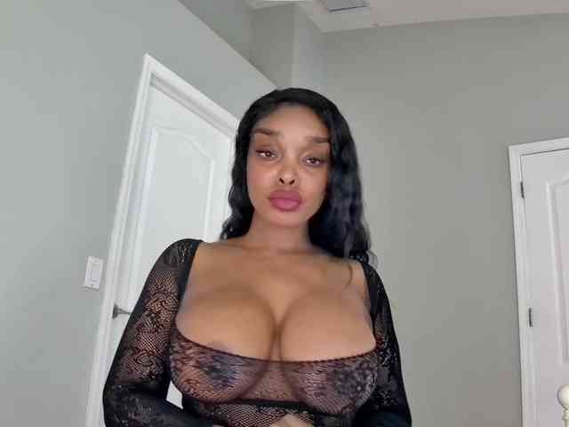 Ataliahh webcam