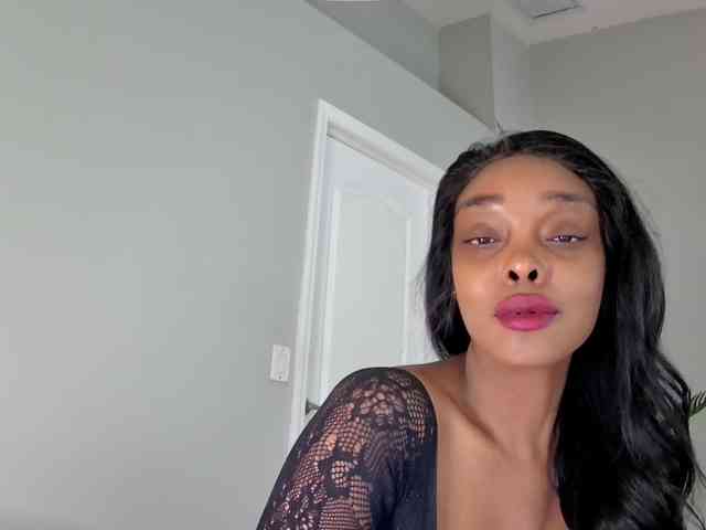 Ataliahh webcam