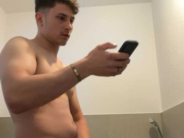 Joker21cm1, 25 y/o - Live Cam on BongaCams