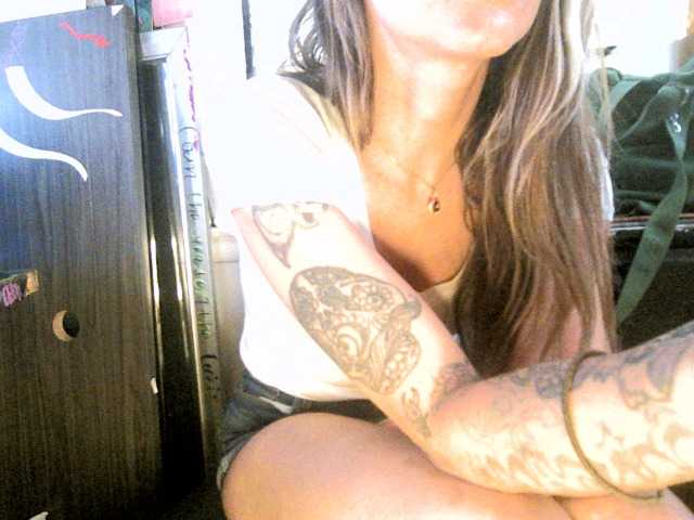 dankskank3 live cam on BongaCams