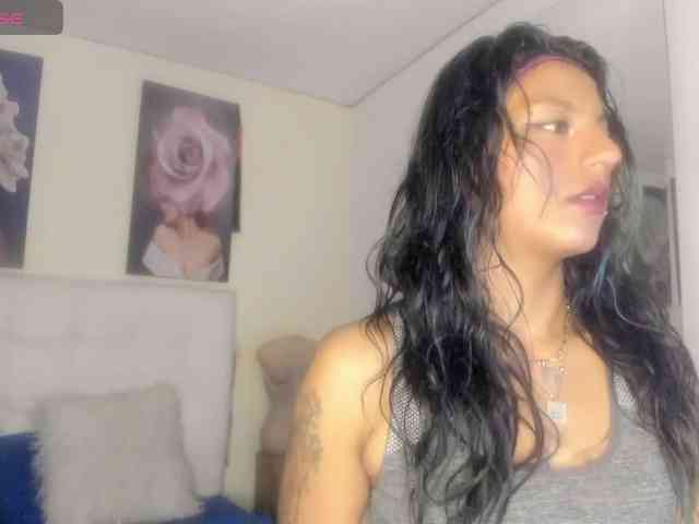 SamanthaMay webcam