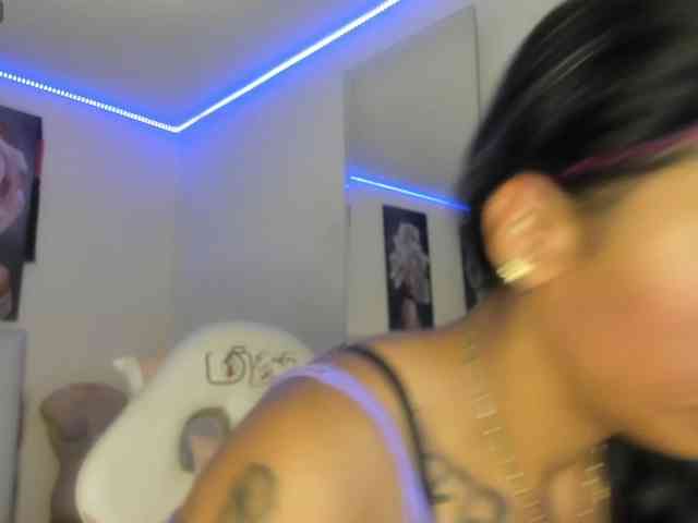 SamanthaMay webcam