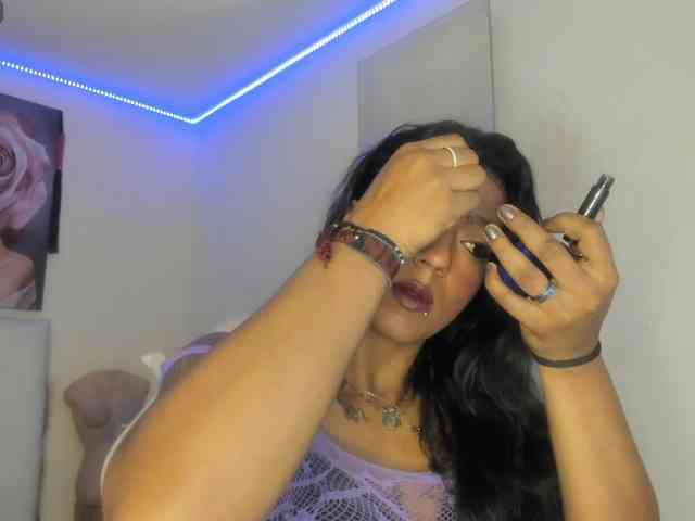 SamanthaMay webcam