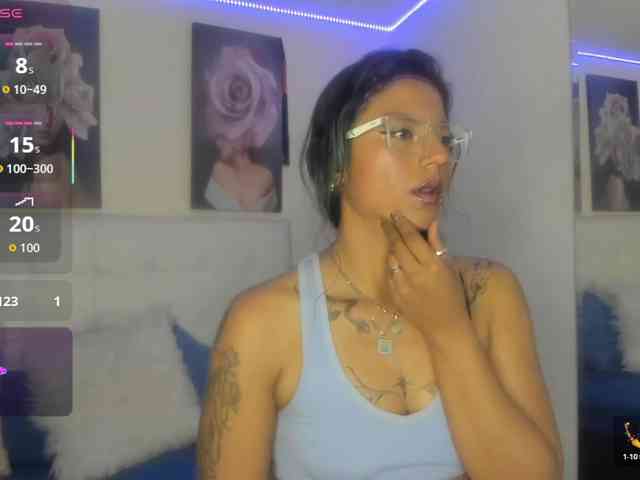 SamanthaMay webcam