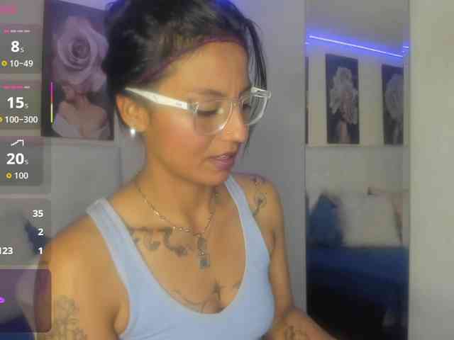 SamanthaMay webcam