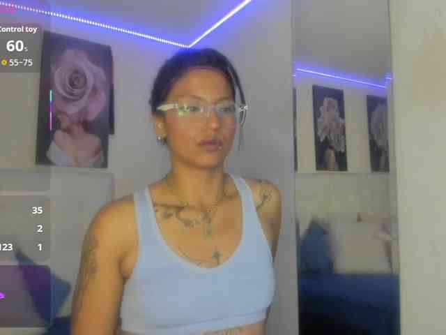 SamanthaMay webcam