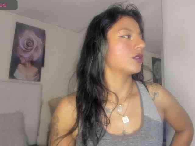 SamanthaMay webcam