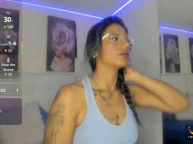 SamanthaMay webcam