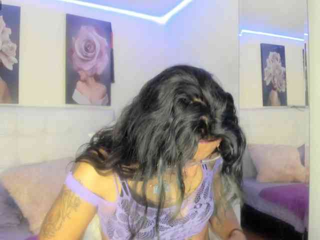 SamanthaMay webcam