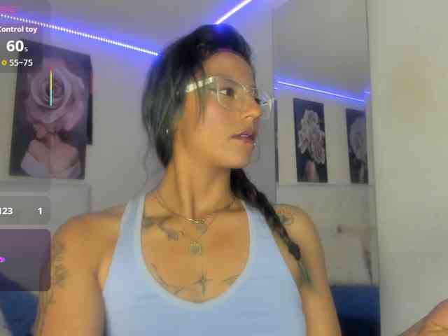SamanthaMay webcam