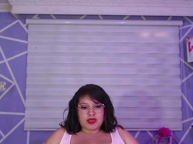 MiaaJoness live cam on BongaCams