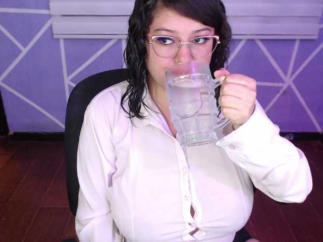 MiaaJoness