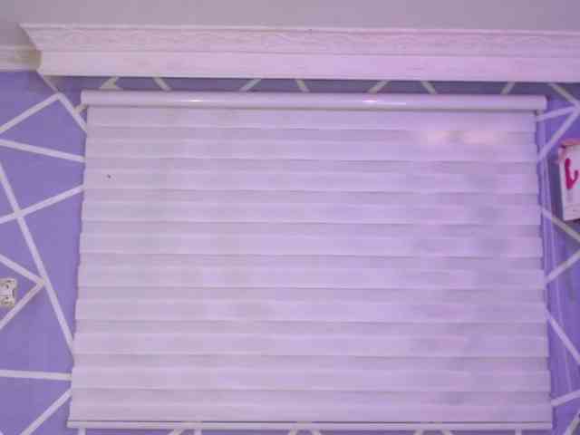 MiaaJoness webcam
