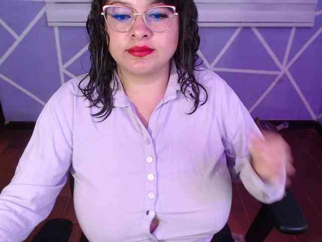 MiaaJoness
