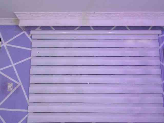 MiaaJoness webcam