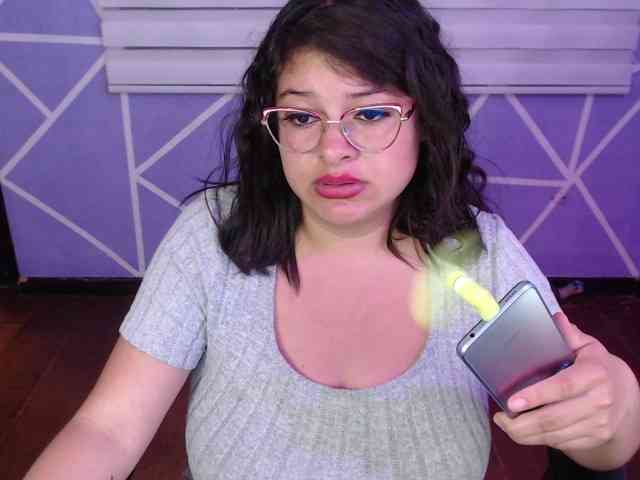 MiaaJoness