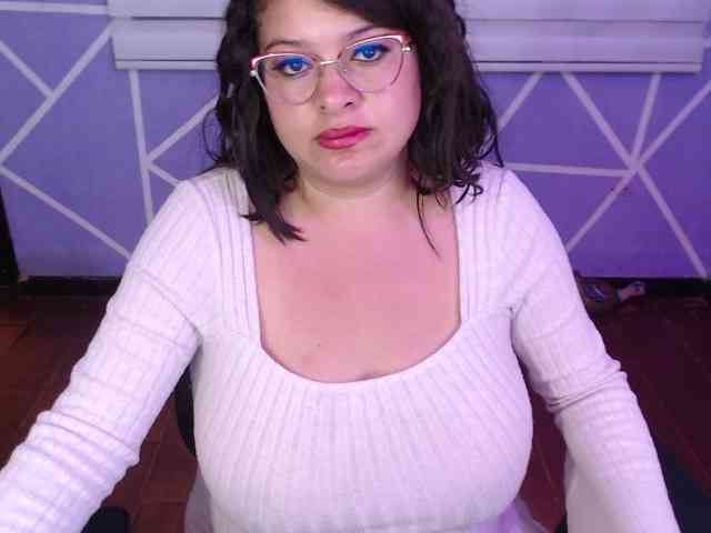 MiaaJoness