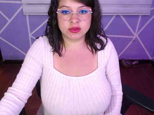 MiaaJoness