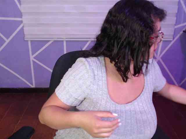 MiaaJoness MiaaJoness