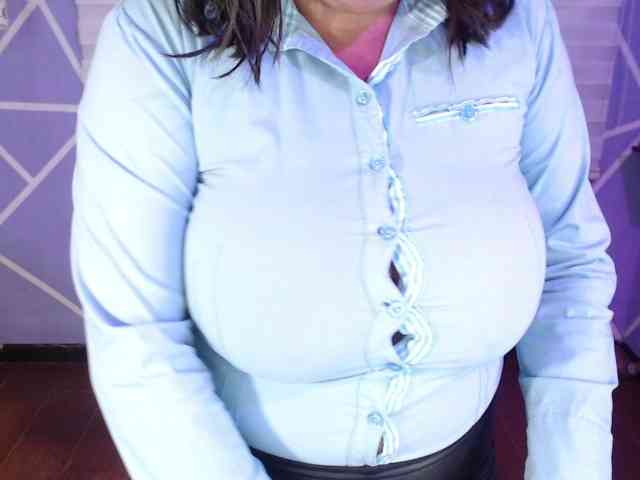 MiaaJoness