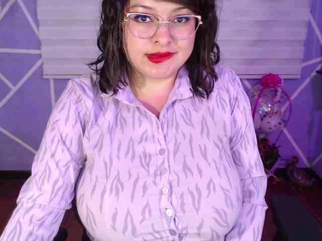 MiaaJoness
