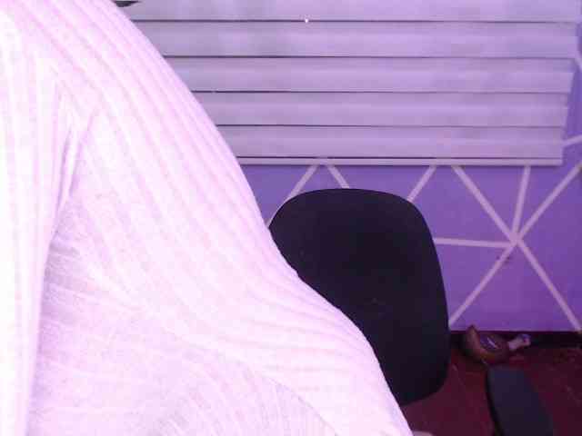 MiaaJoness MiaaJoness