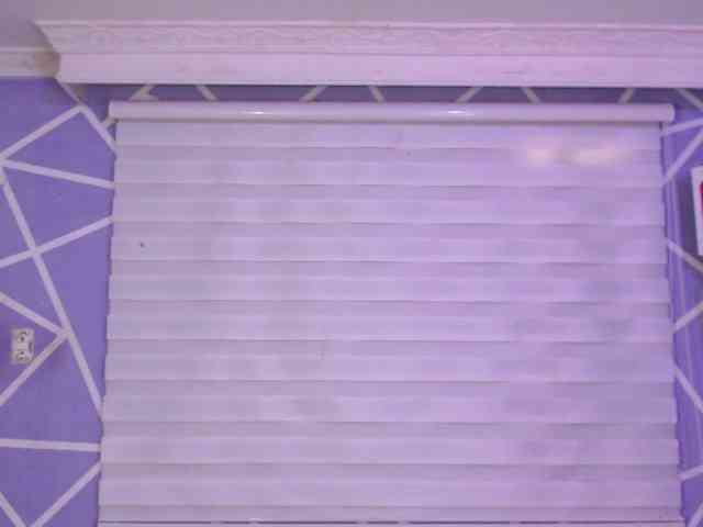 MiaaJoness webcam