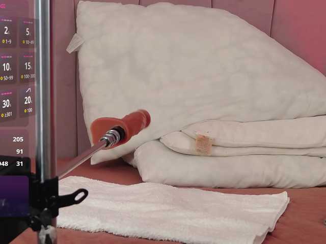 DeniseSun live cam on BongaCams