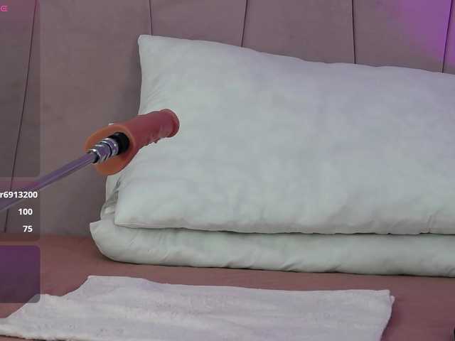 DeniseSun live cam on BongaCams