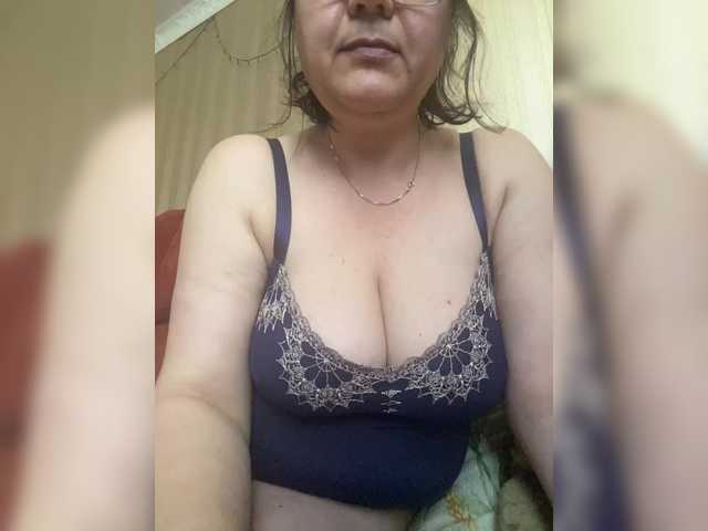 Elena69-1 live cam preview