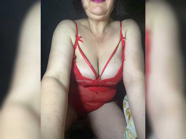 Elena69-1 live cam on BongaCams