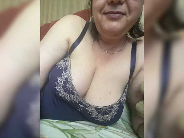 Elena69-1 live cam preview
