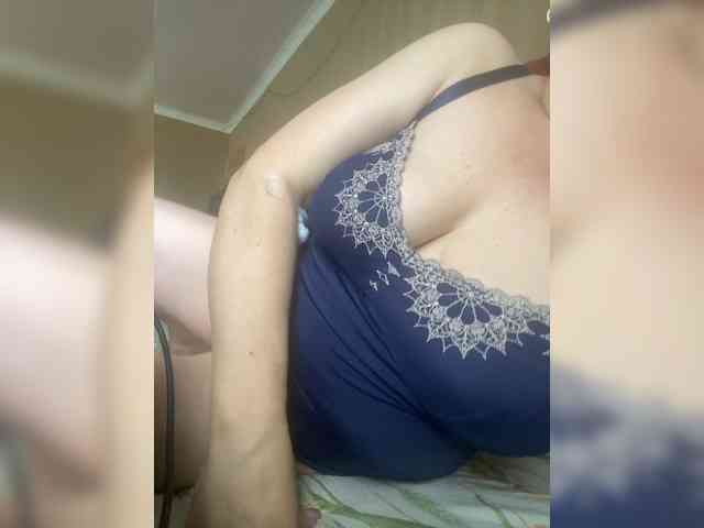 Elena69-1 webcam