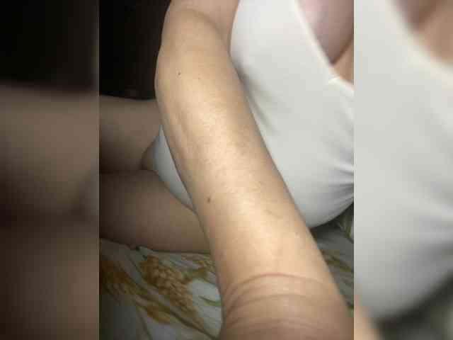 Elena69-1 webcam