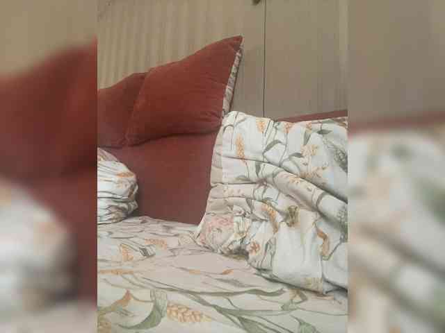 Elena69-1 webcam