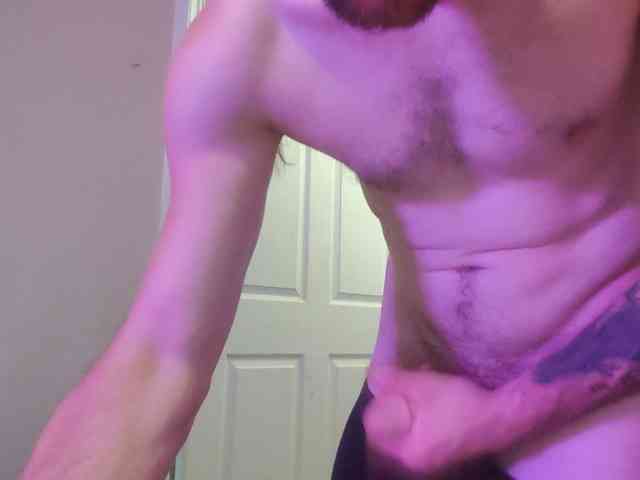 Ghuntz22-1 Sex Cam Show