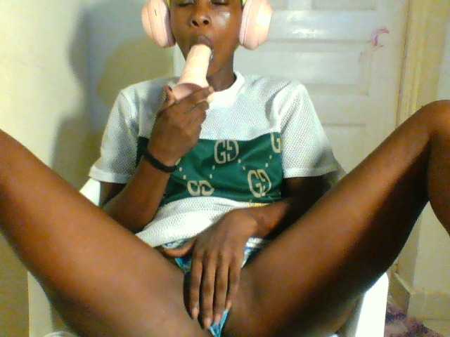 Preview of petiteebony1