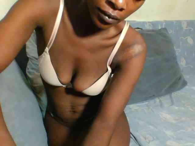 Petiteebony1 webcam