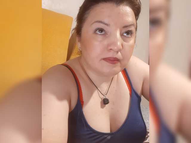 StefanyMellow3 live cam on BongaCams