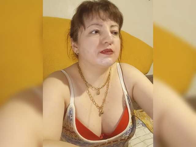 StefanyMellow3