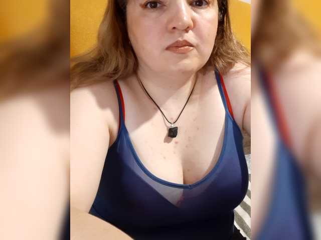 StefanyMellow3