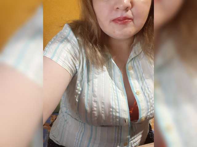 StefanyMellow3 live cam preview