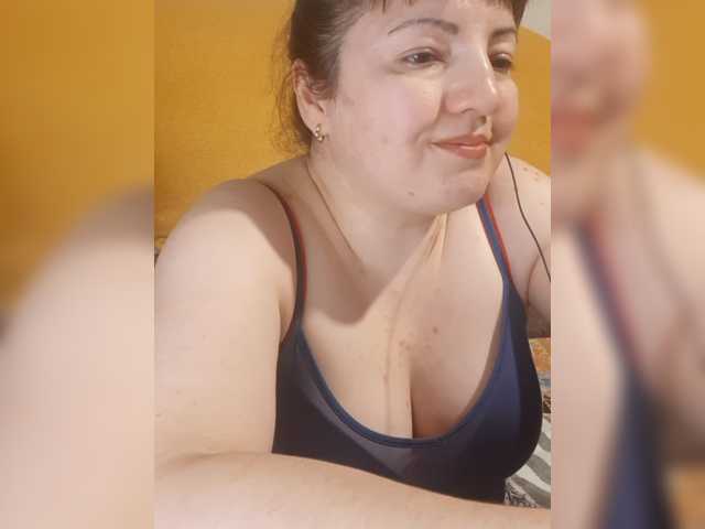 StefanyMellow3 live cam preview
