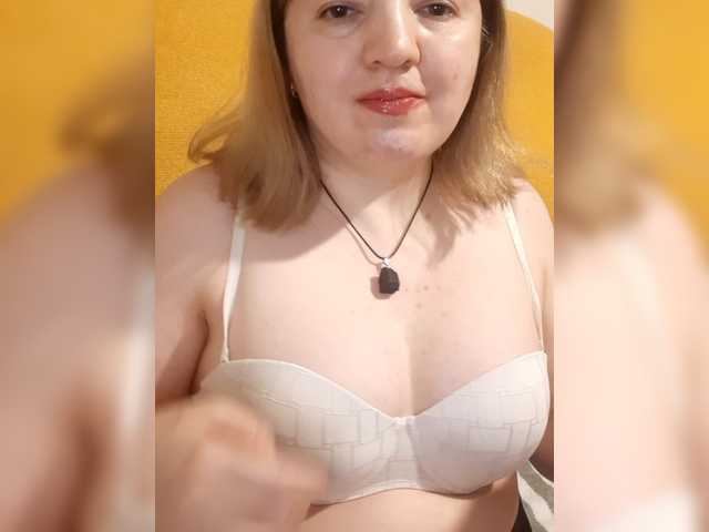 StefanyMellow3 live cam on BongaCams