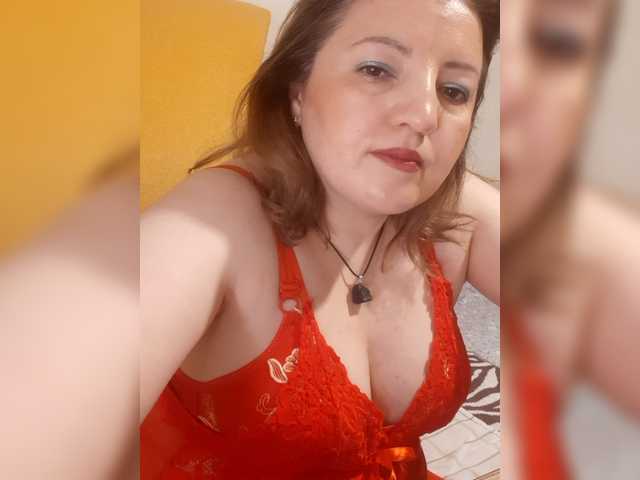 StefanyMellow3 live cam on BongaCams