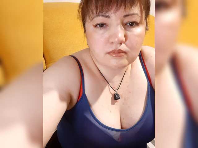 StefanyMellow3 live cam preview