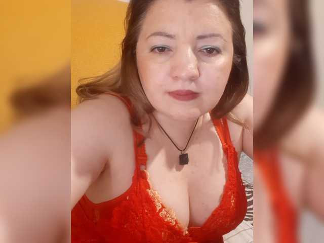 StefanyMellow3