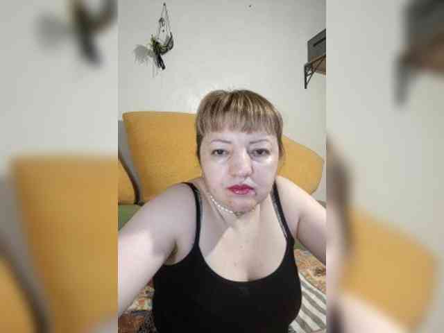 StefanyMellow3 webcam