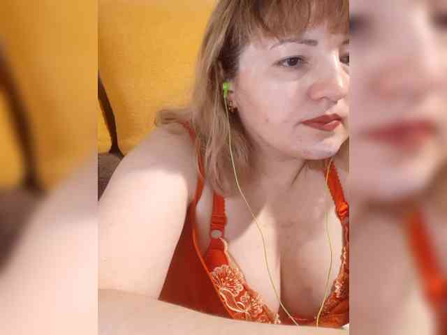 StefanyMellow3