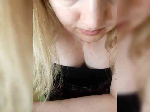 StefanyMellow3 webcam
